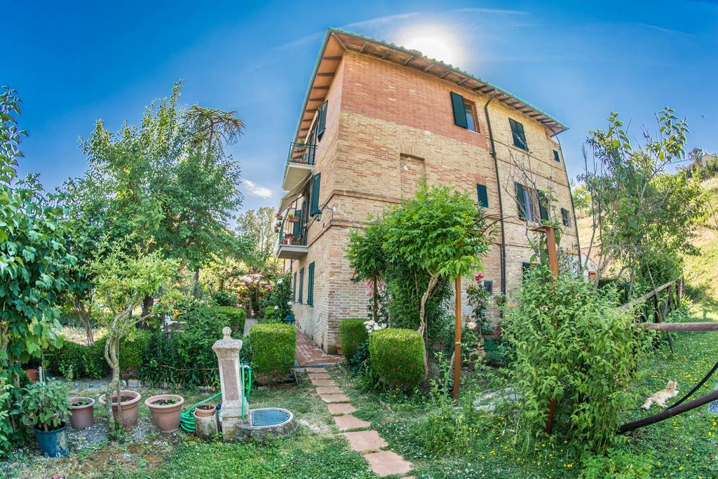 I Due Cipressi Casa de hóspedes Torrenieri Exterior foto